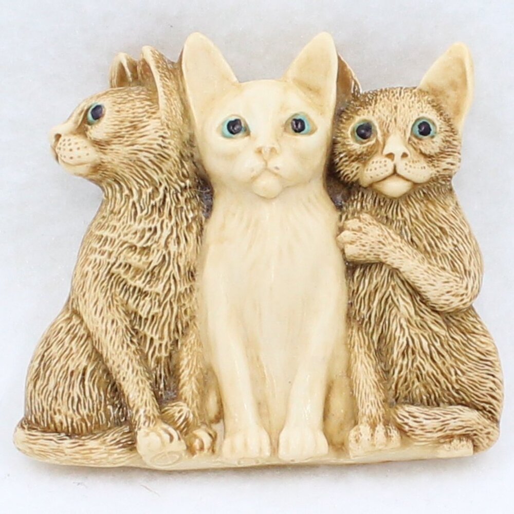 Harmony Kingdom Made in England 3 Green Eyed Furry Cat Brooch or Pin - Picture 12 of 12